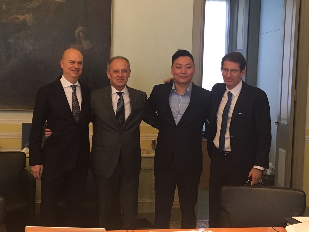 AC Milan: the sale from Fininvest to Rossoneri Sport Investment Lux of a 99.9% stake of the club has been finalized
